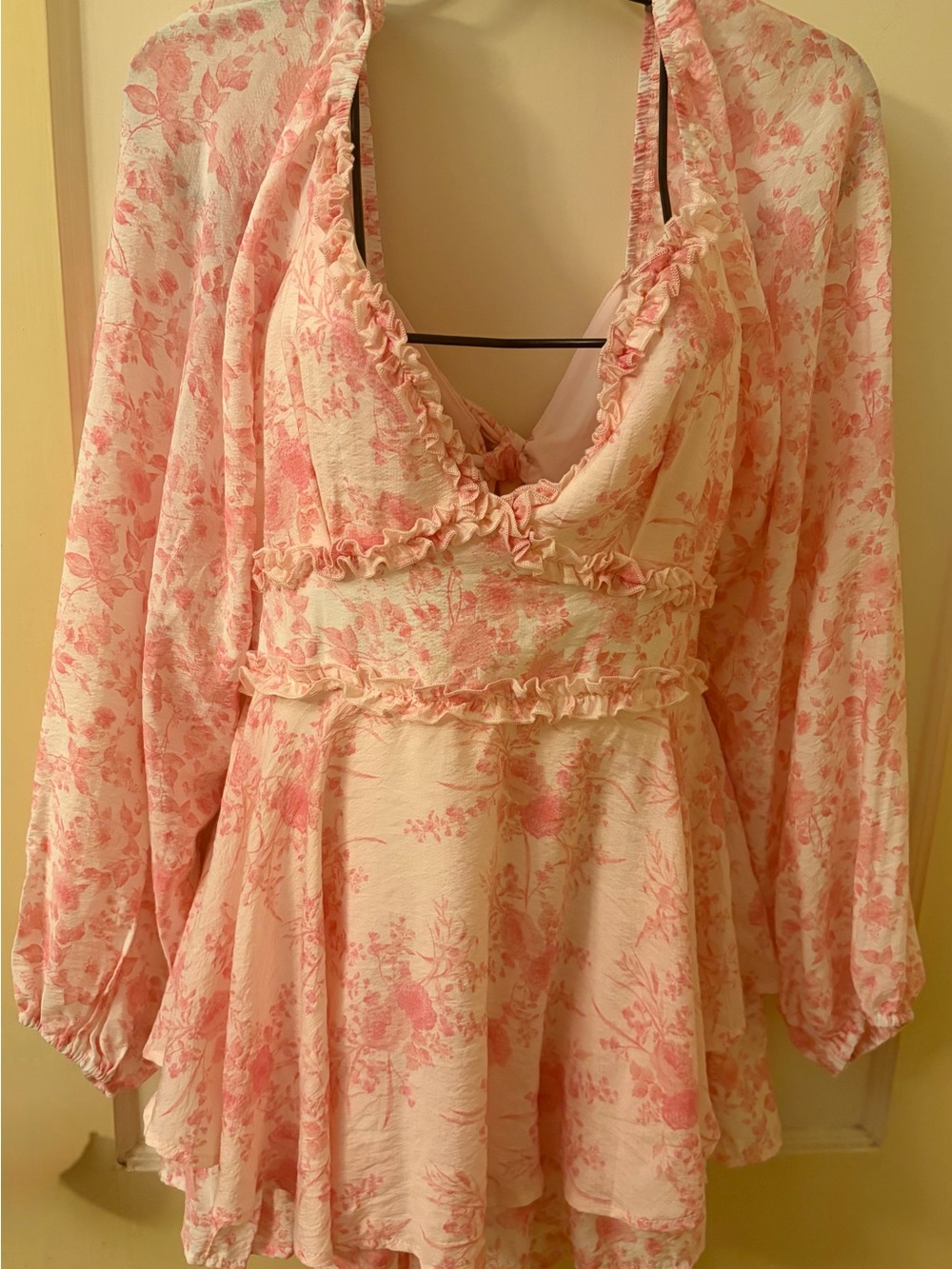 Altar'd State Pink Floral Romper - Picture 4 of 12
